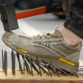 Giày bảo hộ lao động cách điện Z108 kiểu dáng thể thao, chống đinh cao cấp, Size 42