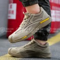 Giày bảo hộ lao động cách điện Z108 kiểu dáng thể thao, chống đinh cao cấp, Size 42
