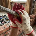 Găng tay bảo hộ sợi len phủ sơn đỏ chống trơn trượt GT134